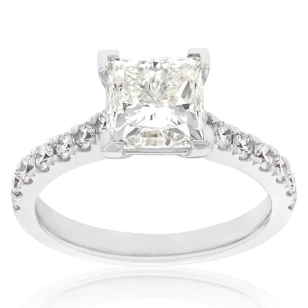 18ct White Gold 3 Carat Diamond Ring
