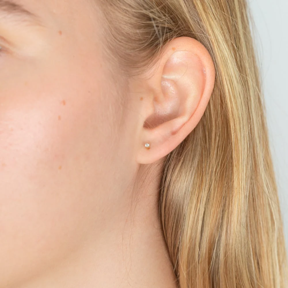 9ct Yellow Gold  0.05 Carat Diamond Stud Earrings - Image 3