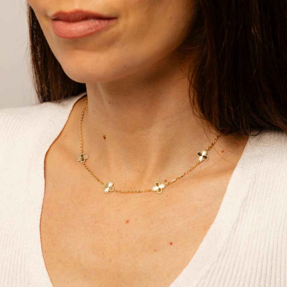 9ct Yellow Gold Silver Filled Clover Necklace - Image 3