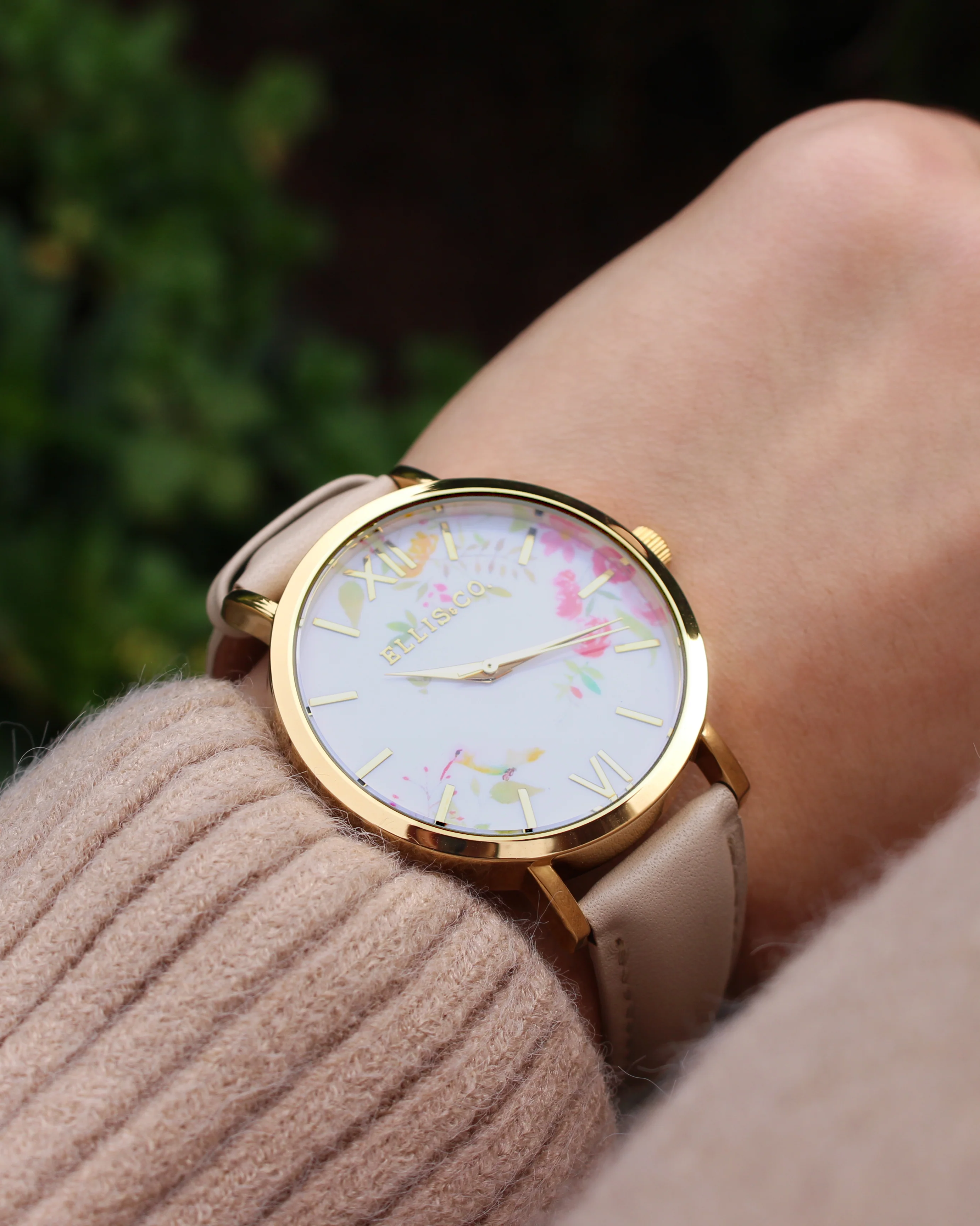 Ellis & Co Holly Floral Dial Nude Leather Band - Image 2