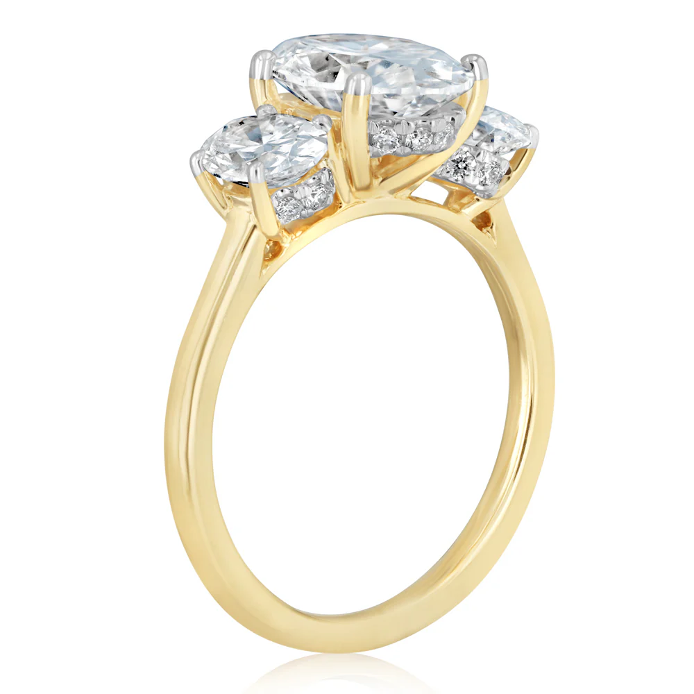 Luminesce Lab Grown 3 Carat Diamond Trilogy Ring in 9ct Yellow Gold - Image 3