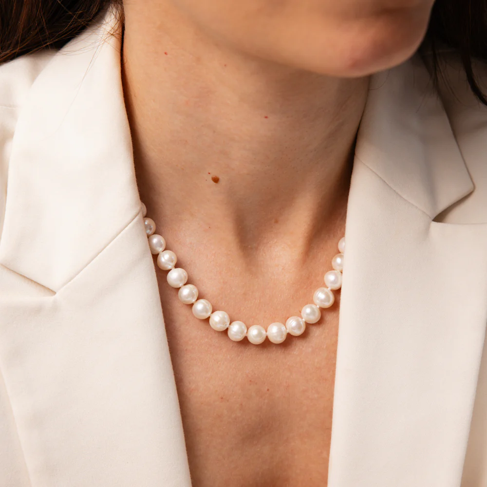 White Freshwater Pearl Bracelet, Necklace & Earring Set with Sterling Silver Clasp - Image 15